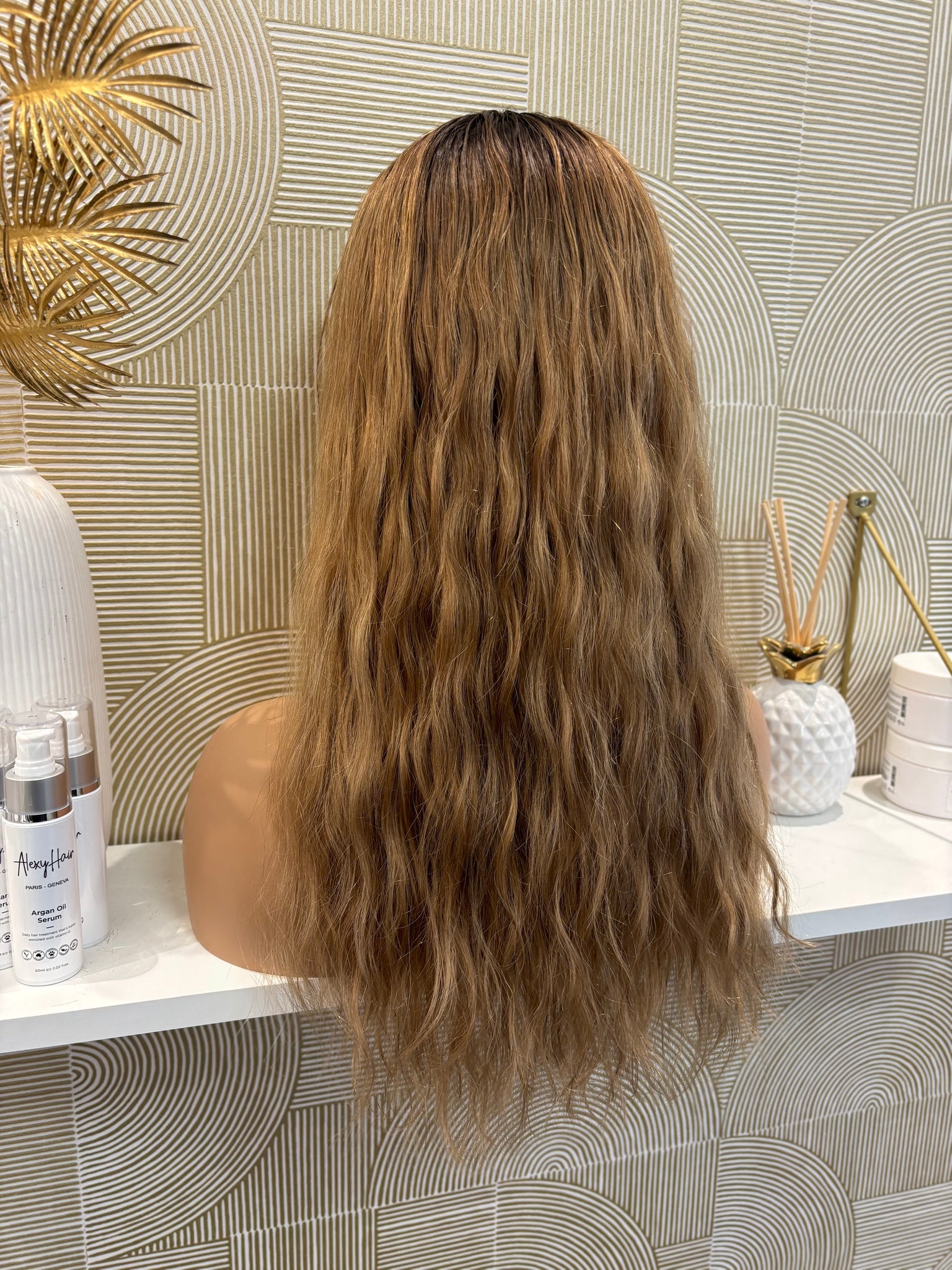 Lara - integral gold + lace top  / 20 / 150 % Volume  / European hair / natural wavy