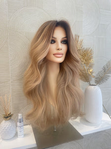.Chica / integral + lace top  / 24 inch / 150 % Volume / Indian hair / natural wavy