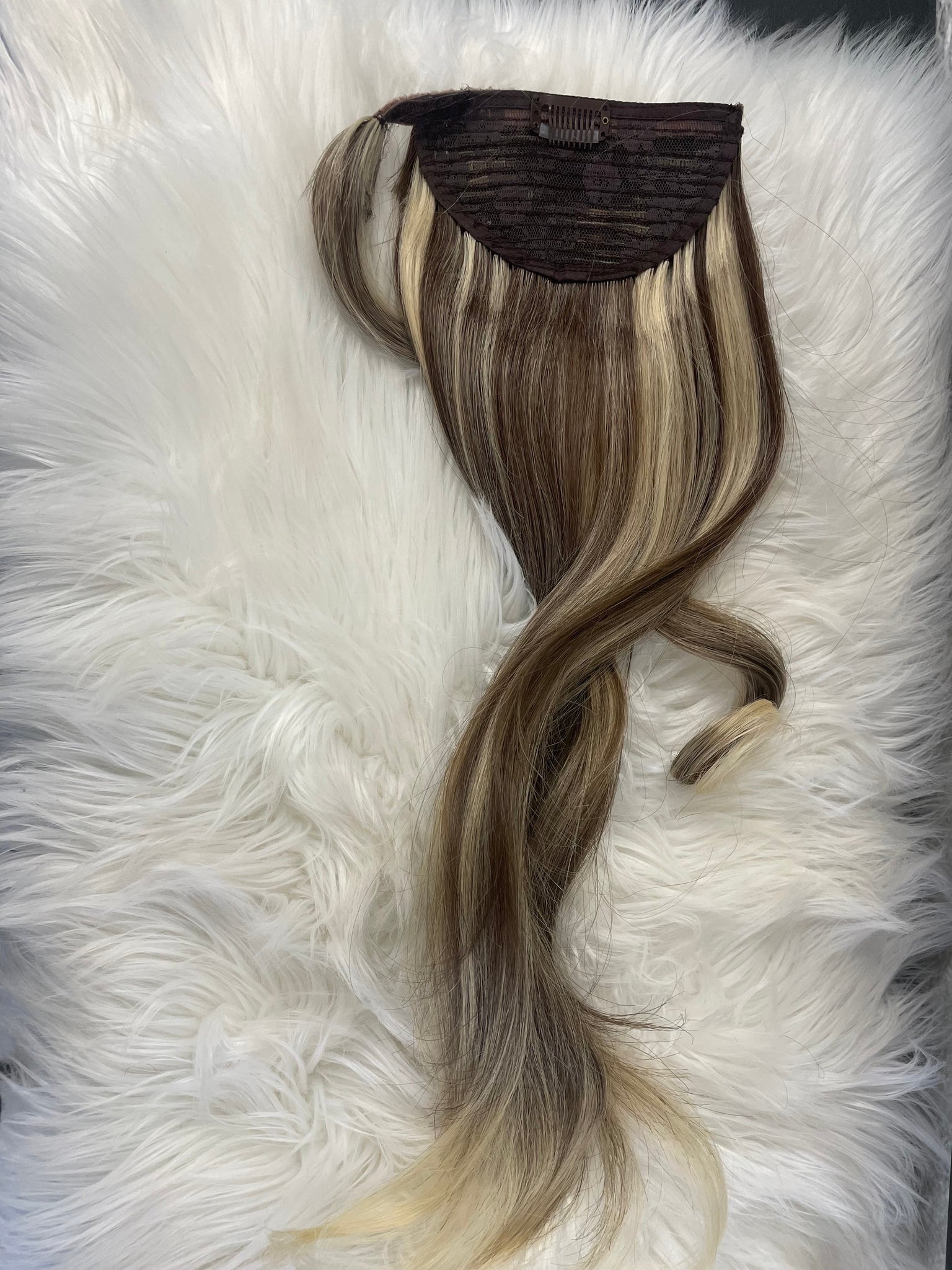 Flora - Ponytail / 20 inch / European hair