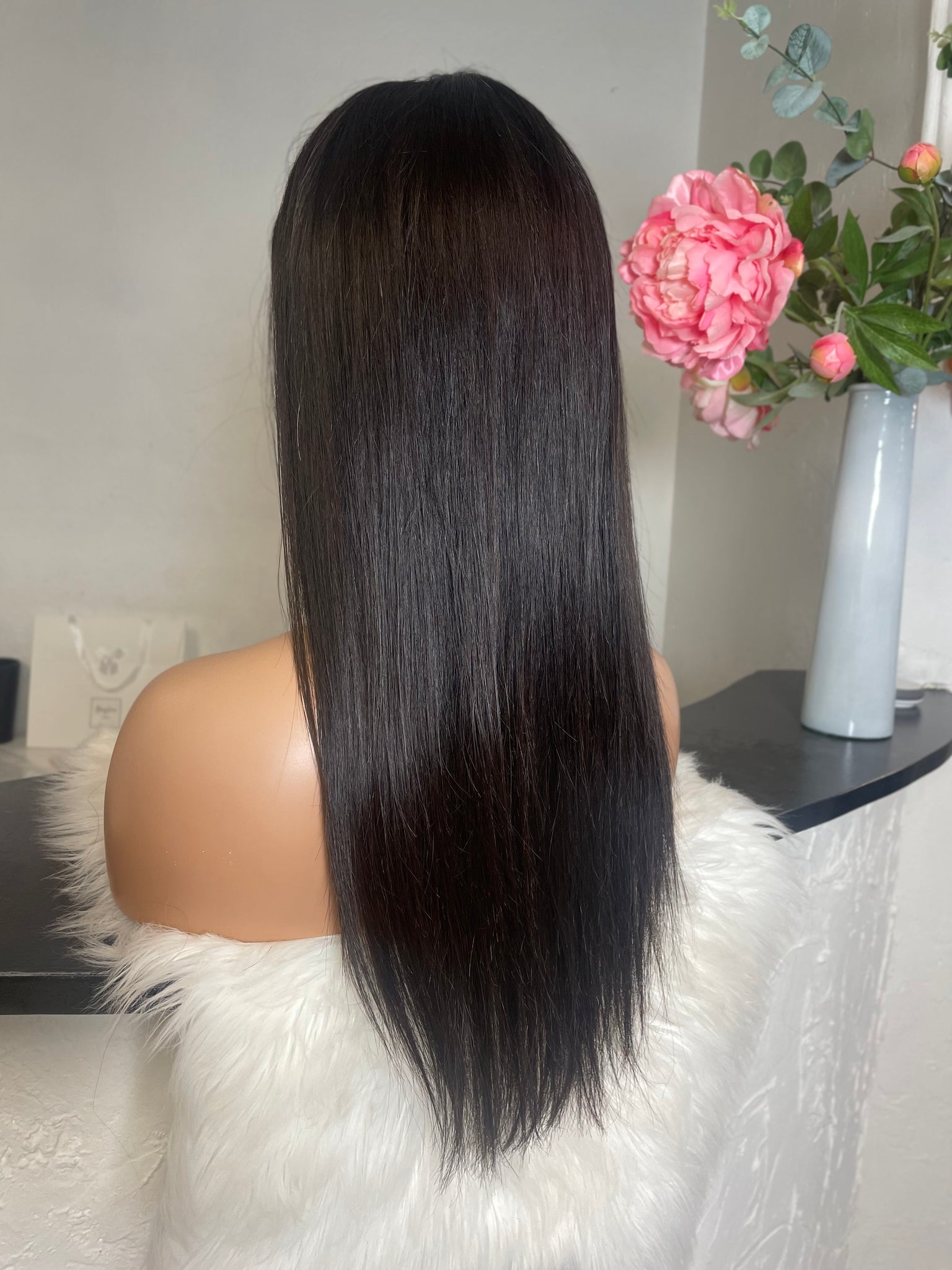 Mina - illusion integral + lace top  / 20 inch / 150 % Volume / European hair