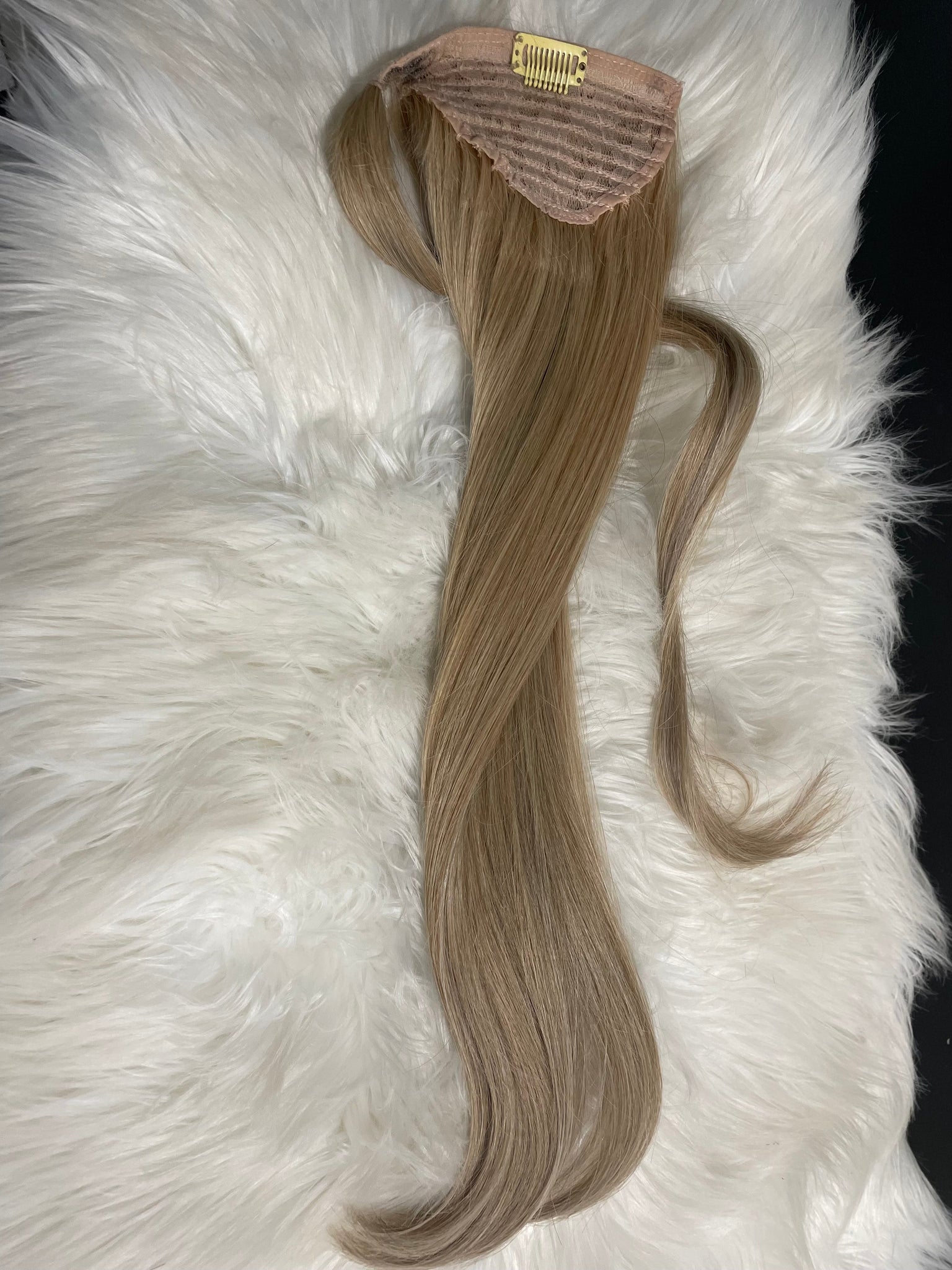 Emmie - Ponytail / 22 inch / European hair